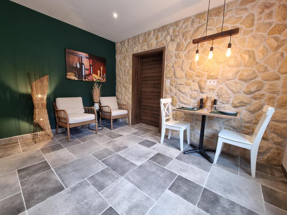קמפור Apartments Suha Punta - Villa Babalonija מראה חיצוני תמונה
