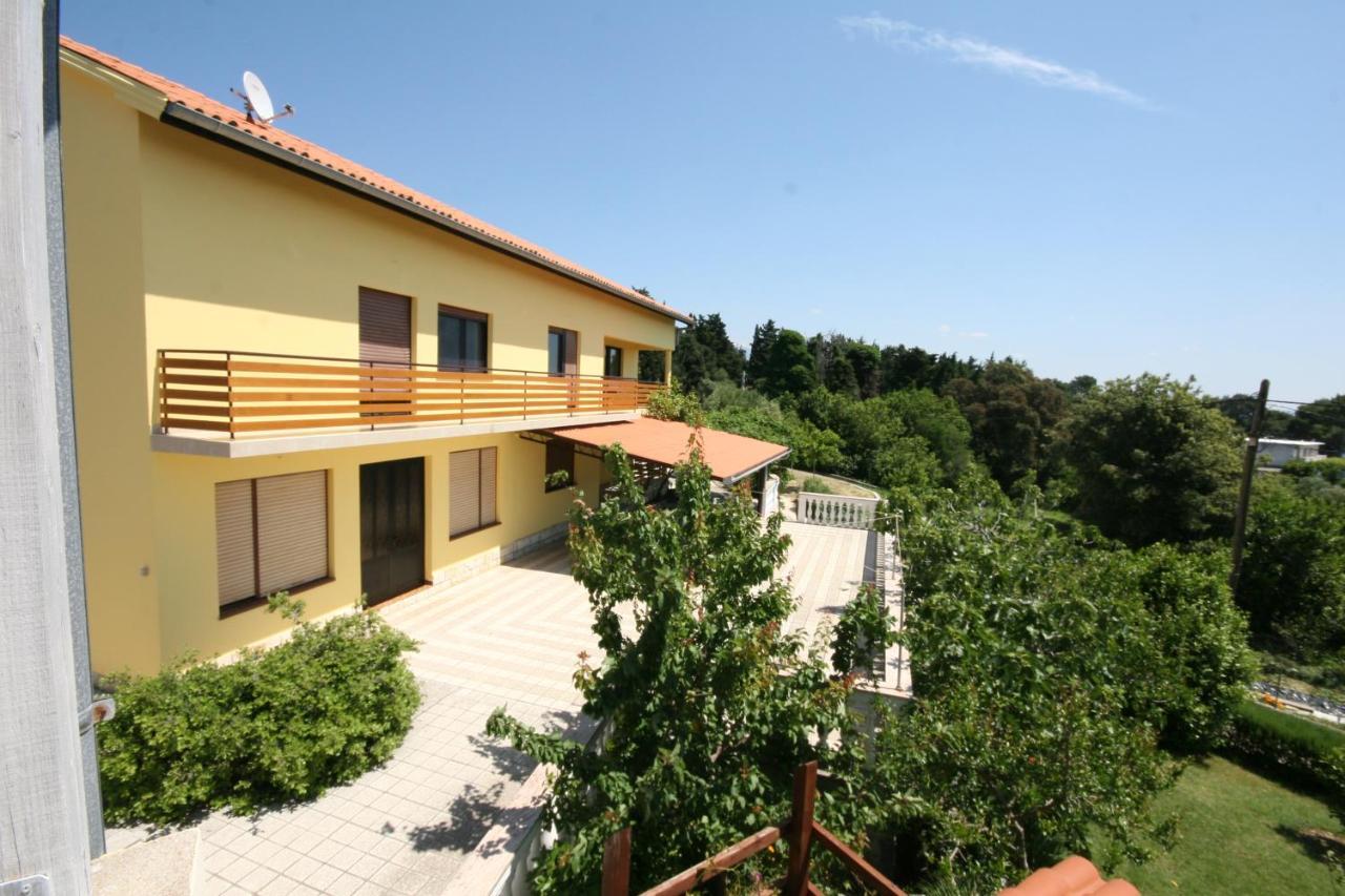 קמפור Apartments Suha Punta - Villa Babalonija חדר תמונה